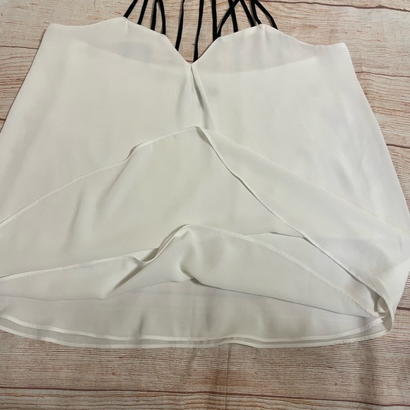 Express white blouse with black multi- strap size M - Picture 6 of 9